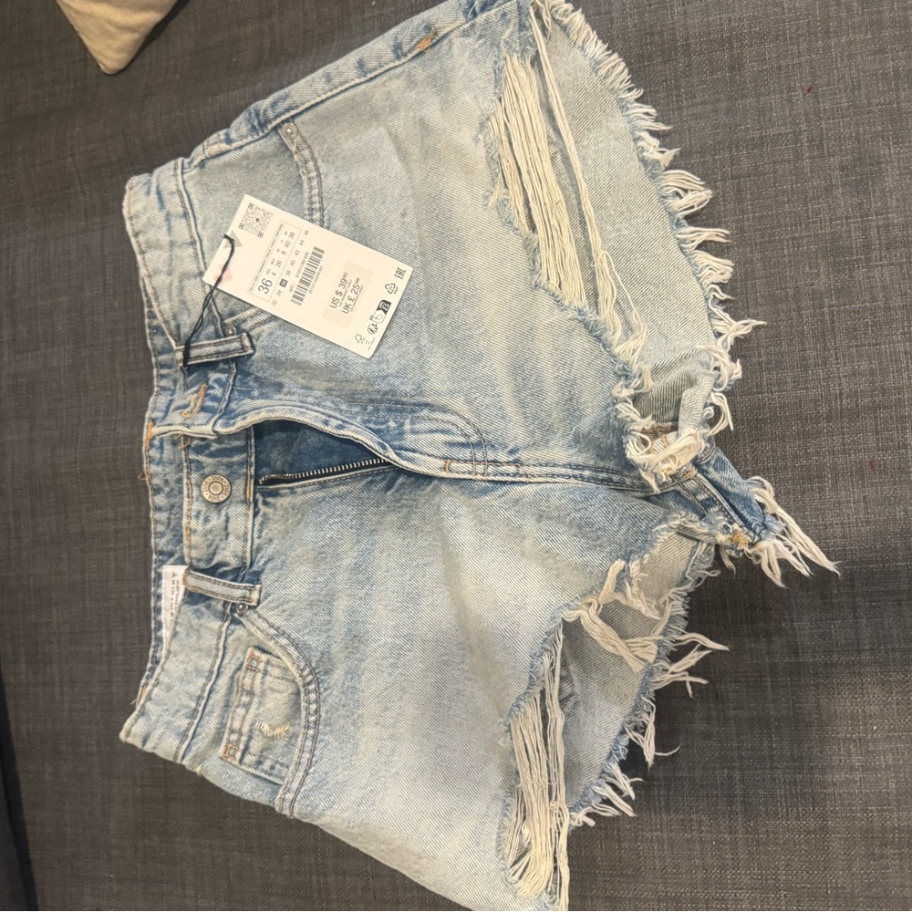 Zara Frayed Light Blue Jean Shorts